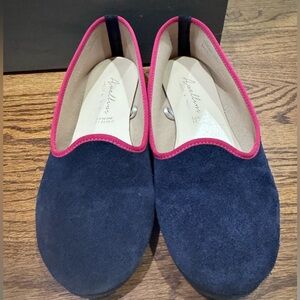 Avellini Italian made suede Navy and Pink Flats, size 37